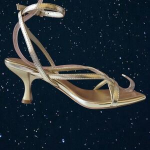 ✨️Y2K Gold Kitten Heels - Metallic Strappy ✨️